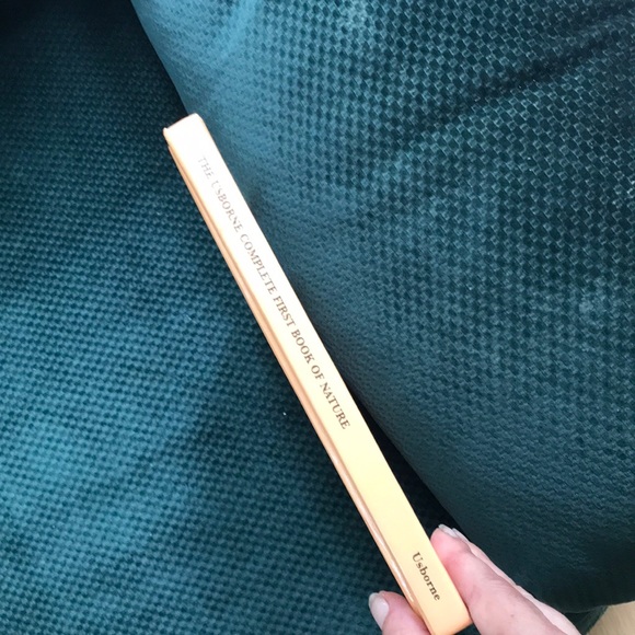 The Usborne Complete Book of Nature - Picture 3 of 15